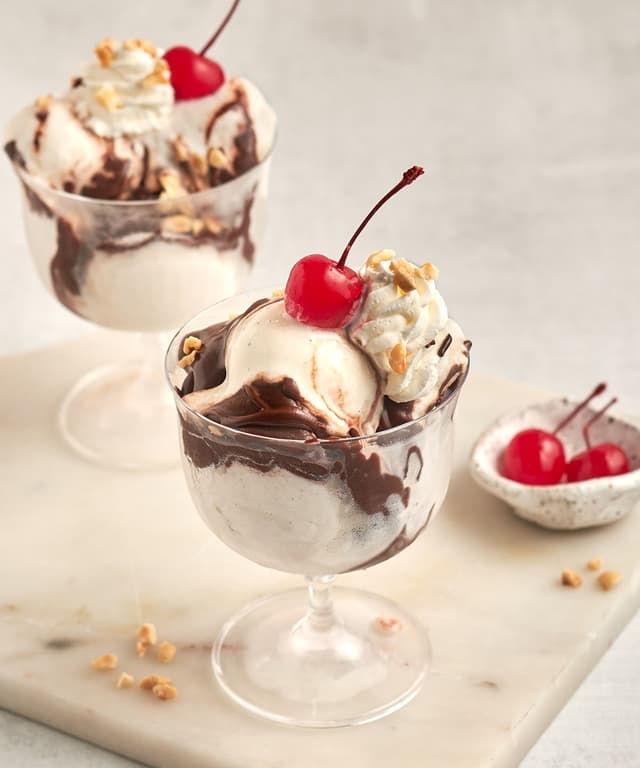 Hot Fudge Sundaes | Punchfork