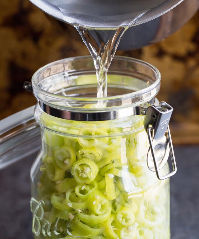 Quick Pickled Banana Peppers | Punchfork