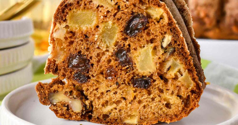 Grandma's Fresh Apple Cake | Punchfork