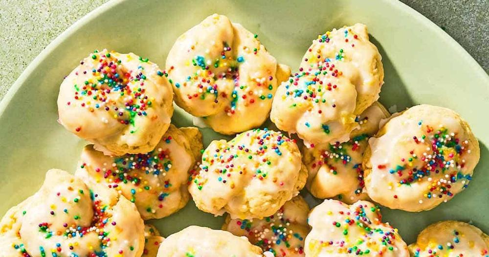 Italian Lemon Cookies (Anginetti)