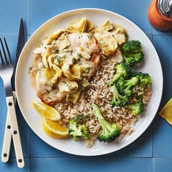 green veggie bowl with chicken & lemon tahini dressing Mediterranean Diet Chicken & Veggies Bowl with Lemon Tahini Sauce